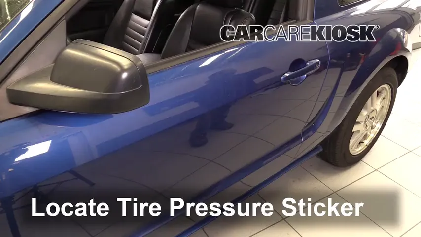2007 Ford Mustang GT 4.6L V8 Coupe Tires & Wheels Check Tire Pressure